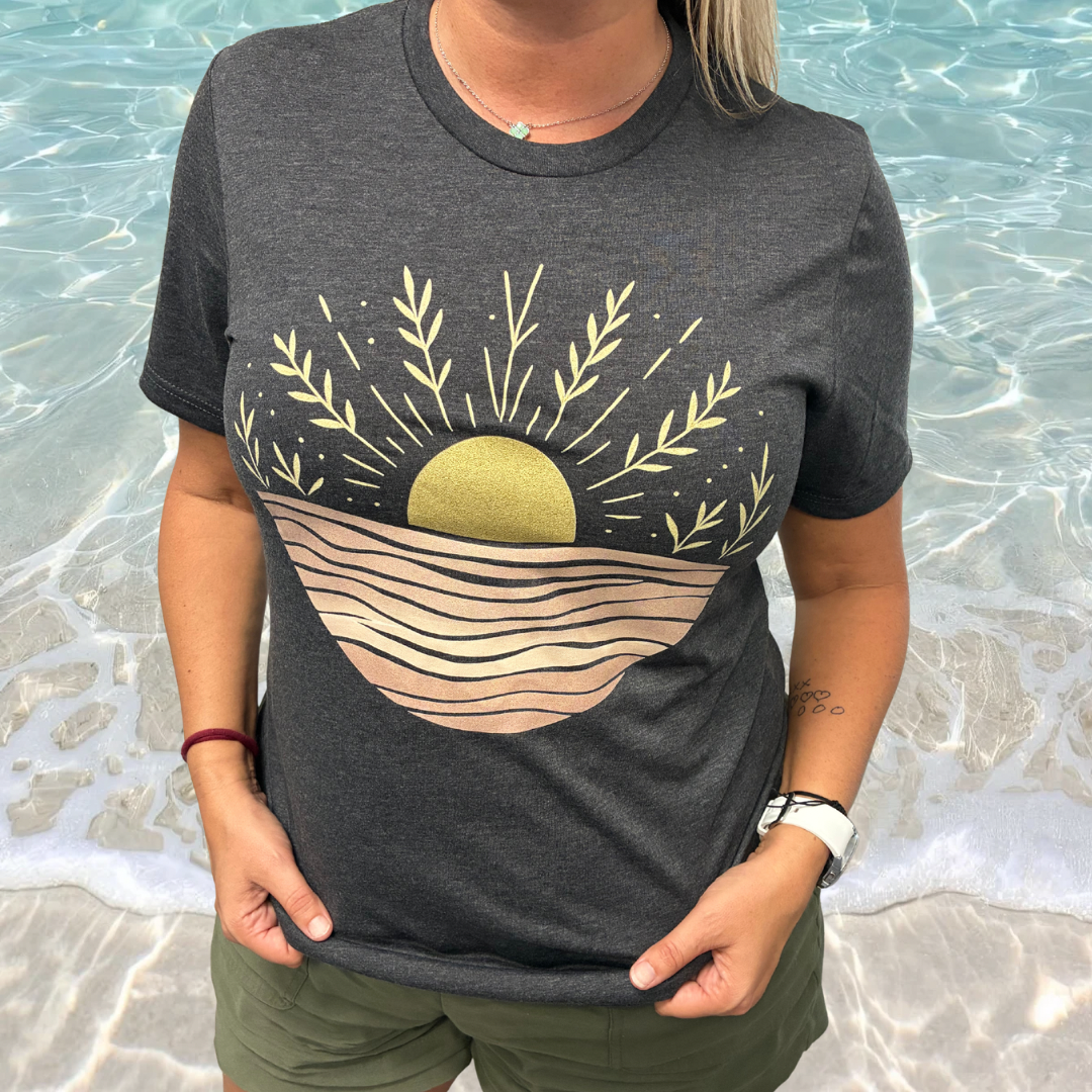 Sunset Wave Design Trendy Women's T-Shirt