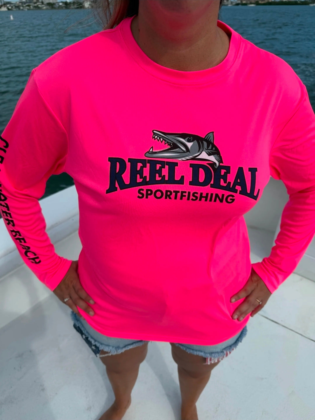 Reel Deal Crew Neck Dryfit Hot Pink